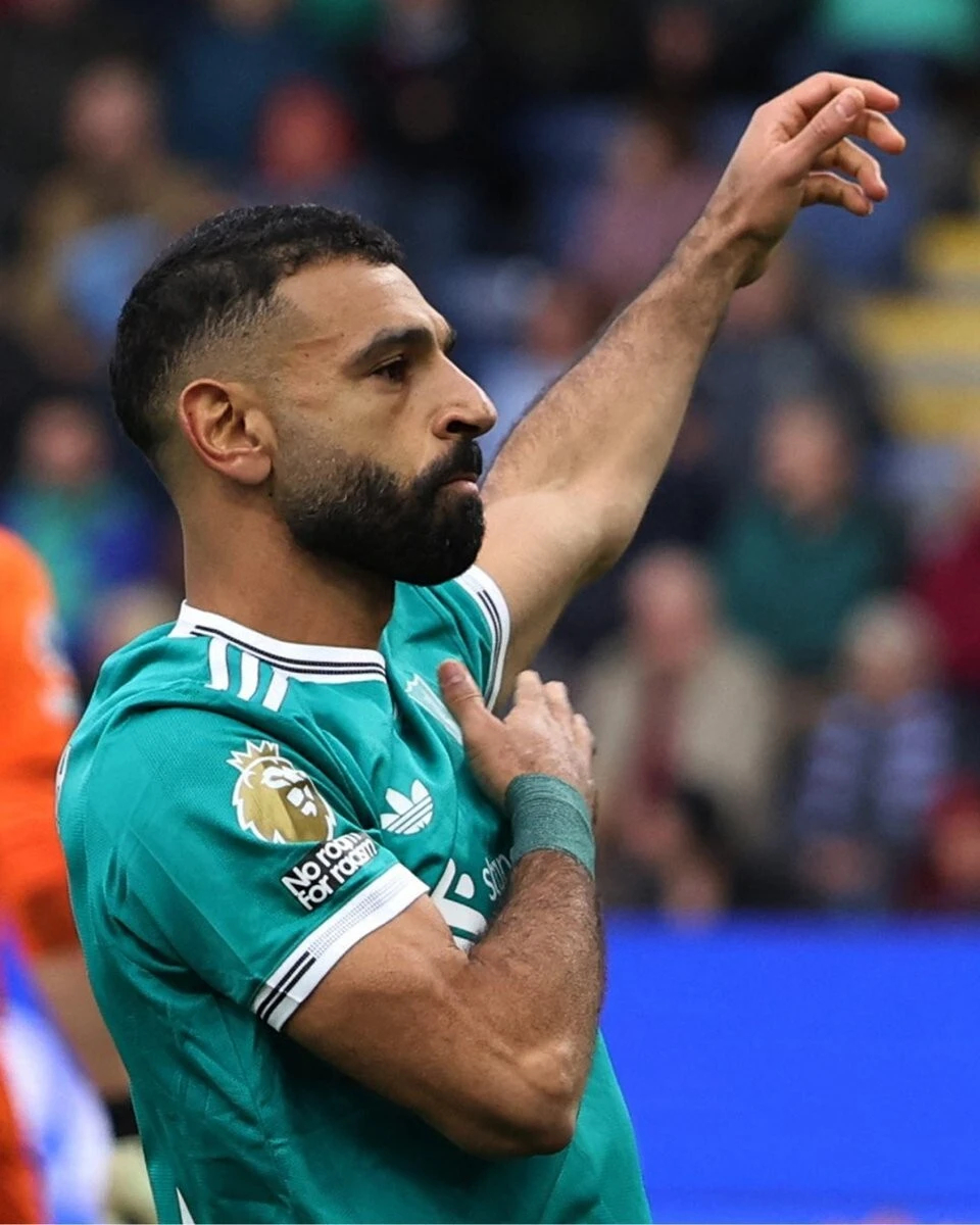 曼联阿莫林指挥逆转布伦特福德，红魔复兴之路再近一步